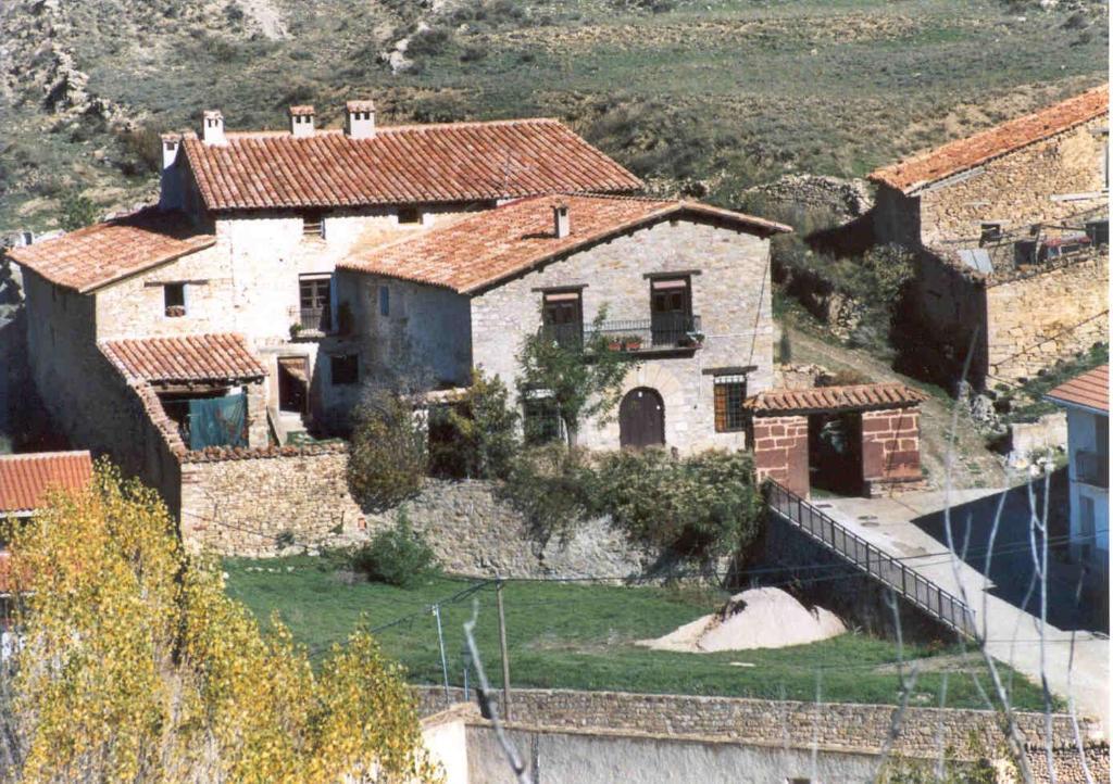 Casa Elpatiodelmaestrazgo Apartment Villarroya de los Pinares ภายนอก รูปภาพ